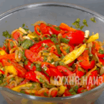 Мусака (греческая запеканка с овощами, фаршем и соусом бешамель)